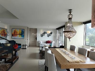 Apartamento en venta en El Poblado, Medellín · foto 4 de 18