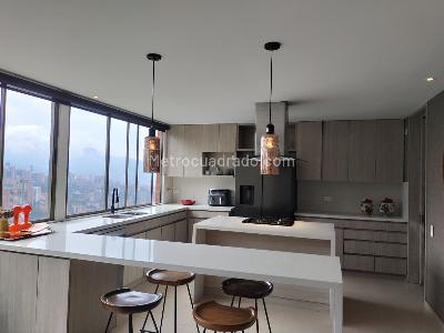 Apartamento en venta en El Poblado, Medellín · foto 5 de 18