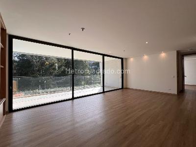 Apartamento de 2 alcobas en venta en Rionegro, Rionegro, 117 m² · foto 2 de 12