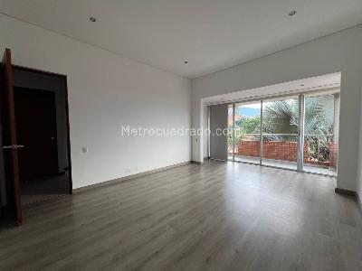 Casa de 4 alcobas en venta en Envigado, Envigado, 300 m² · foto 12 de 19