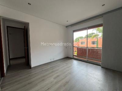 Casa de 4 alcobas en venta en Envigado, Envigado, 300 m² · foto 13 de 19
