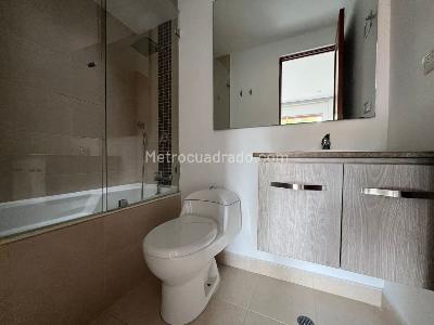 Casa de 4 alcobas en venta en Envigado, Envigado, 300 m² · foto 15 de 19
