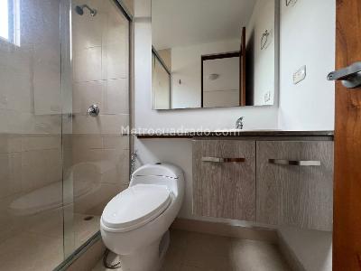 Casa de 4 alcobas en venta en Envigado, Envigado, 300 m² · foto 18 de 19