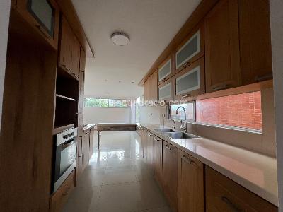 Casa de 4 alcobas en venta en Envigado, Envigado, 300 m² · foto 8 de 19