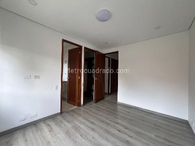 Casa de 4 alcobas en venta en Envigado, Envigado, 300 m² · foto 9 de 19
