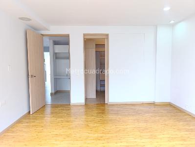 Apartamento de 3 alcobas en arriendo en San Lucas, Medellín, 140 m² · foto 10 de 20