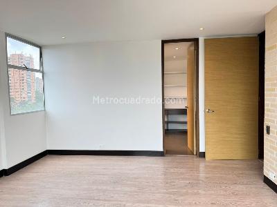 Apartamento en venta en El Poblado, Medellín · foto 12 de 16