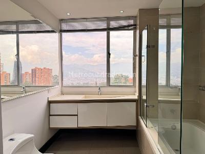Apartamento en venta en El Poblado, Medellín · foto 14 de 16