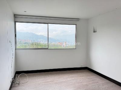 Apartamento en venta en El Poblado, Medellín · foto 9 de 16