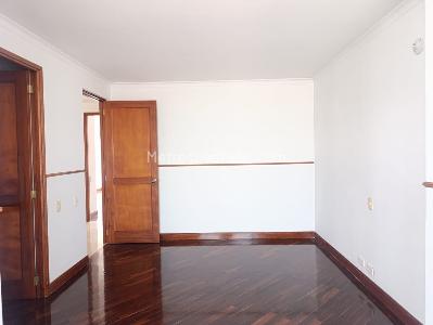 Apartamento de 3 alcobas en venta en El Tesoro, Medellín, 200 m² · foto 11 de 16