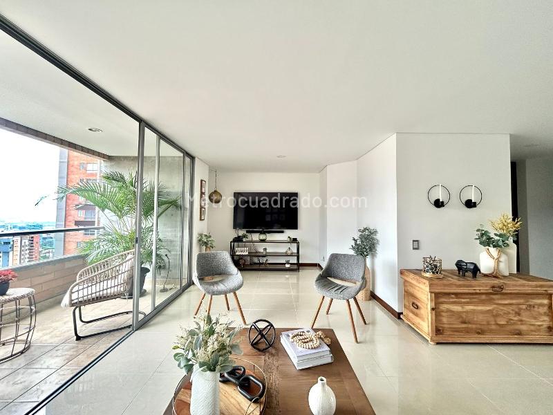 Modern 3BR Apartment for Rent in El Poblado - 5