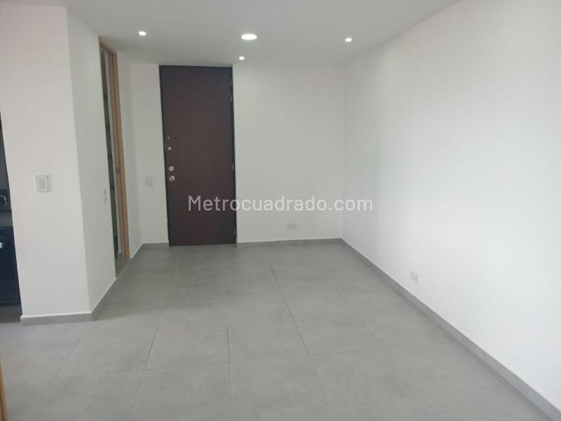 Apartamento Amplio de 3 Alcobas en El Poblado - 3