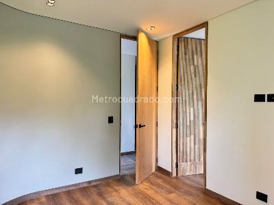 Apartamento de 2 alcobas en venta en El Poblado, Medellín, 170 m² · foto 13 de 18