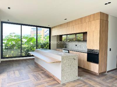 Apartamento de 2 alcobas en venta en El Poblado, Medellín, 170 m² · foto 6 de 18