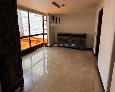 Casa de 4 alcobas en venta en Envigado, Envigado, 220 m² · foto 2 de 15