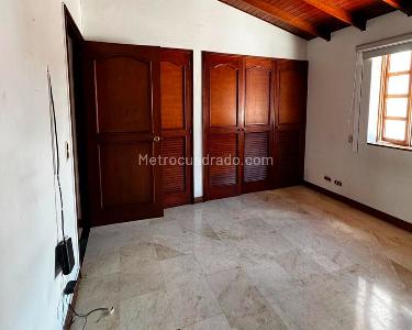 Casa de 4 alcobas en venta en Envigado, Envigado, 220 m² · foto 6 de 15