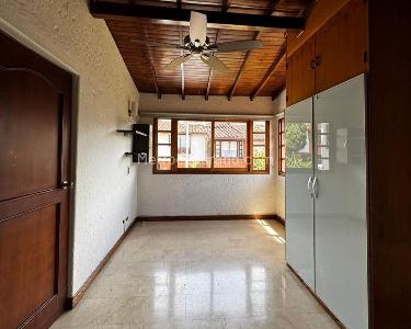 Casa de 4 alcobas en venta en Envigado, Envigado, 220 m² · foto 7 de 15