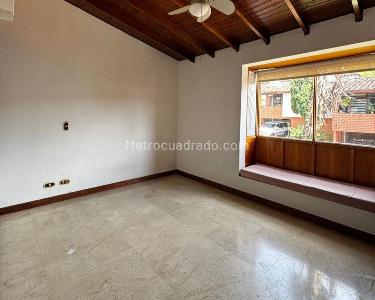Casa de 4 alcobas en venta en Envigado, Envigado, 220 m² · foto 8 de 15