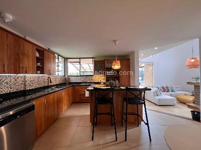 Casa de 4 alcobas en venta en Envigado, Envigado, 350 m² · foto 5 de 18