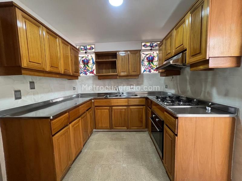 3BR House for Rent in Closed Unit near El Poblado - 8