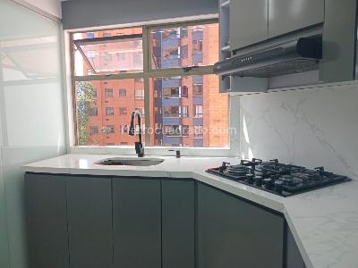 Apartamento de 3 alcobas en venta en El Poblado, Medellín, 157 m² · foto 9 de 20