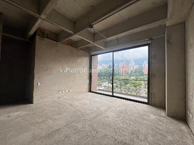 Apartamento en venta en El Poblado, Medellín · foto 2 de 11