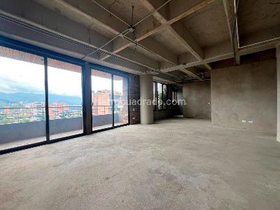 Apartamento de 3 alcobas en venta en El Diamante No. 2, Medellín, 243 m² · foto 6 de 11