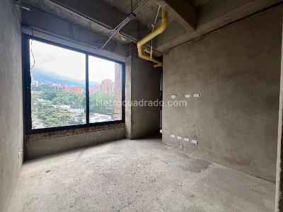 Apartamento de 3 alcobas en venta en El Diamante No. 2, Medellín, 243 m² · foto 8 de 11