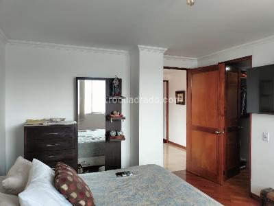 Apartamento de 3 alcobas en venta en El Poblado, Medellín, 148 m² · foto 12 de 19