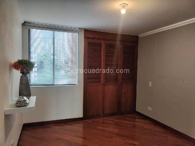Apartamento de 3 alcobas en venta en El Poblado, Medellín, 148 m² · foto 16 de 19