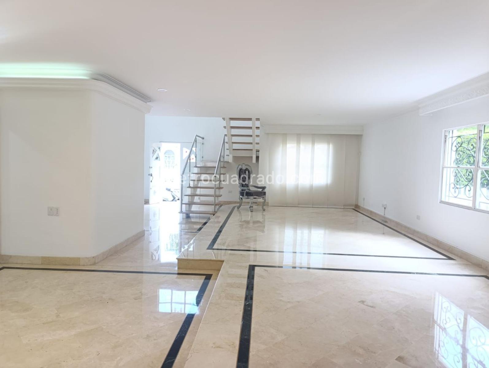 Casa de 4 habitaciones en venta en El Poblado, Medellín — imagen 1 de 20