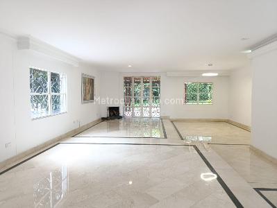 Casa de 4 alcobas en venta en El Poblado, Medellín, 400 m² · foto 2 de 20