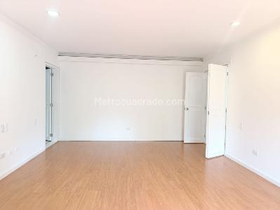 Casa de 4 alcobas en venta en El Poblado, Medellín, 400 m² · foto 12 de 20
