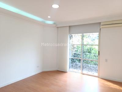 Casa de 4 alcobas en venta en El Poblado, Medellín, 400 m² · foto 13 de 20