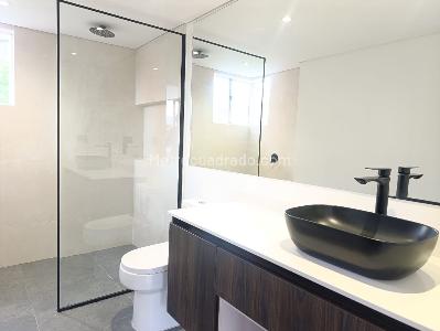 Apartamento de 3 alcobas en venta en El Poblado, Medellín, 169 m² · foto 13 de 14