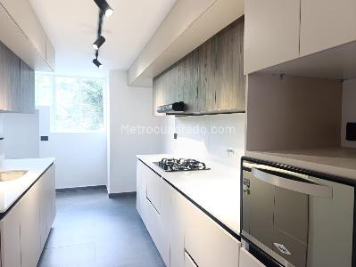 Apartamento de 3 alcobas en venta en El Poblado, Medellín, 169 m² · foto 6 de 14