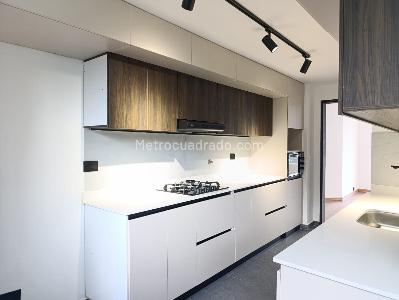 Apartamento de 3 alcobas en venta en El Poblado, Medellín, 169 m² · foto 7 de 14
