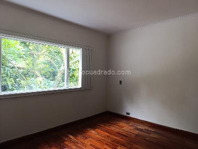 Casa de 4 alcobas en venta en El Poblado, Medellín, 324 m² · foto 17 de 20