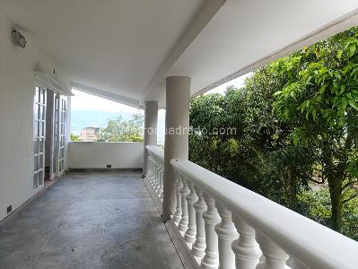 Casa de 4 alcobas en venta en El Poblado, Medellín, 324 m² · foto 20 de 20