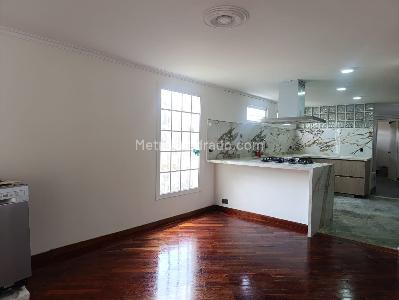 Casa de 4 alcobas en venta en El Poblado, Medellín, 324 m² · foto 4 de 20