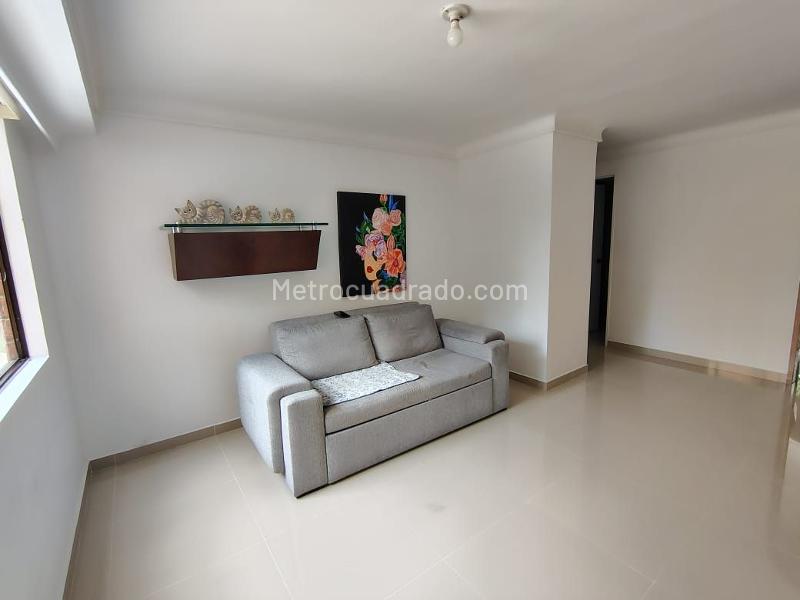 3BR Apartment Near Amenities in El Poblado - 7