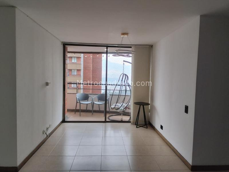Modern 3BR Apartment in El Poblado