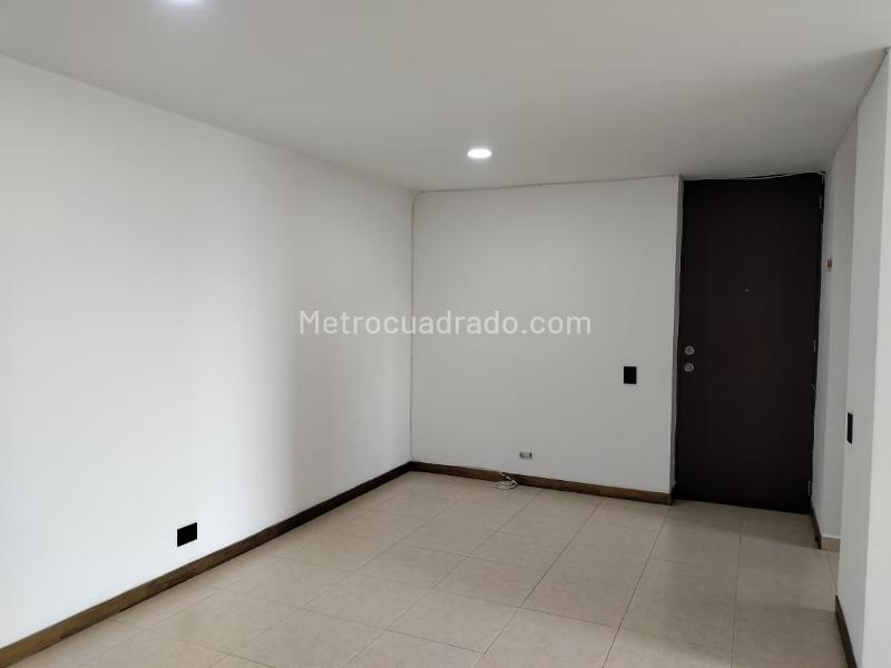 Apartamento Moderno de 3 Alcobas en El Poblado - 2