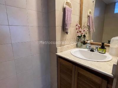Casa de 3 alcobas en venta en El Poblado, Medellín, 164 m² · foto 10 de 10