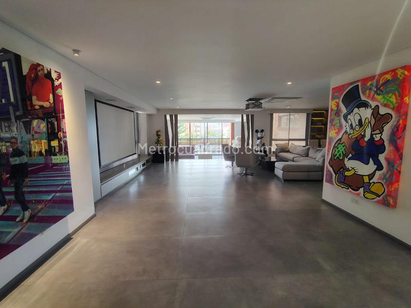 Furnished 4BR Apartment in El Poblado