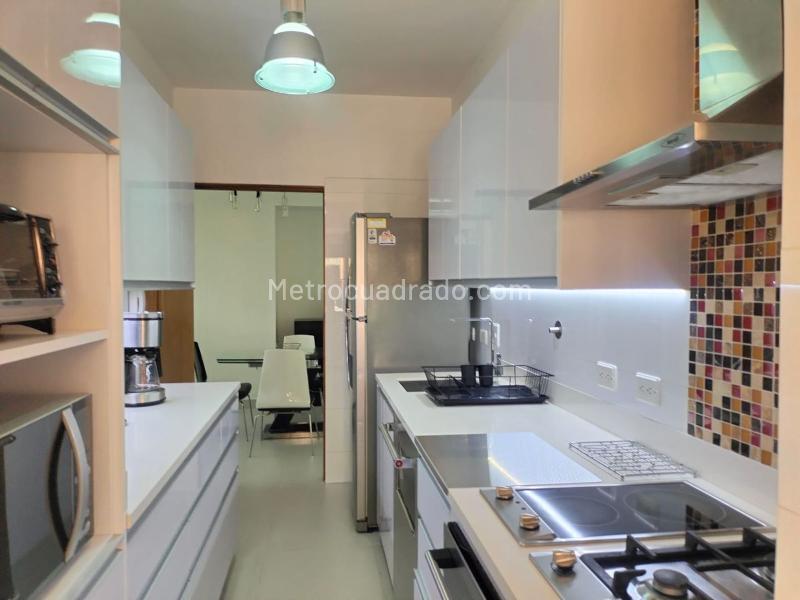 Apartamento Amoblado de 2 Alcobas con Gimnasio en El Poblado - 7