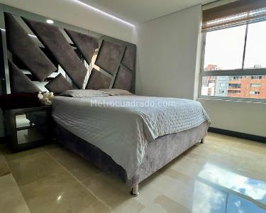 Apartamento en venta en El Poblado, Medellín · foto 6 de 10