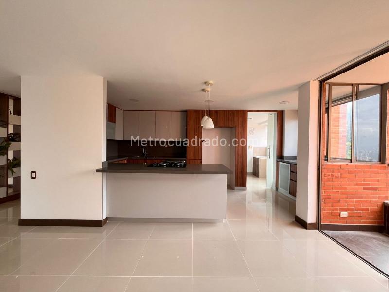 Modern 3BR Apartment in El Poblado - 7