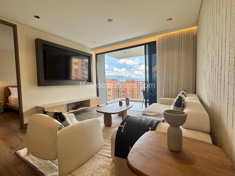 Furnished 2BR Apartment with 3 Baths in El Poblado - 3