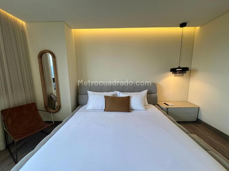 Furnished 2BR Apartment with 3 Baths in El Poblado - 9